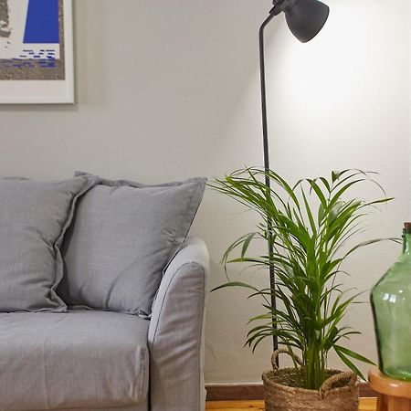 Bright Bright B Central Apartment With Balcony เทสซาโลนิกิ ภายนอก รูปภาพ