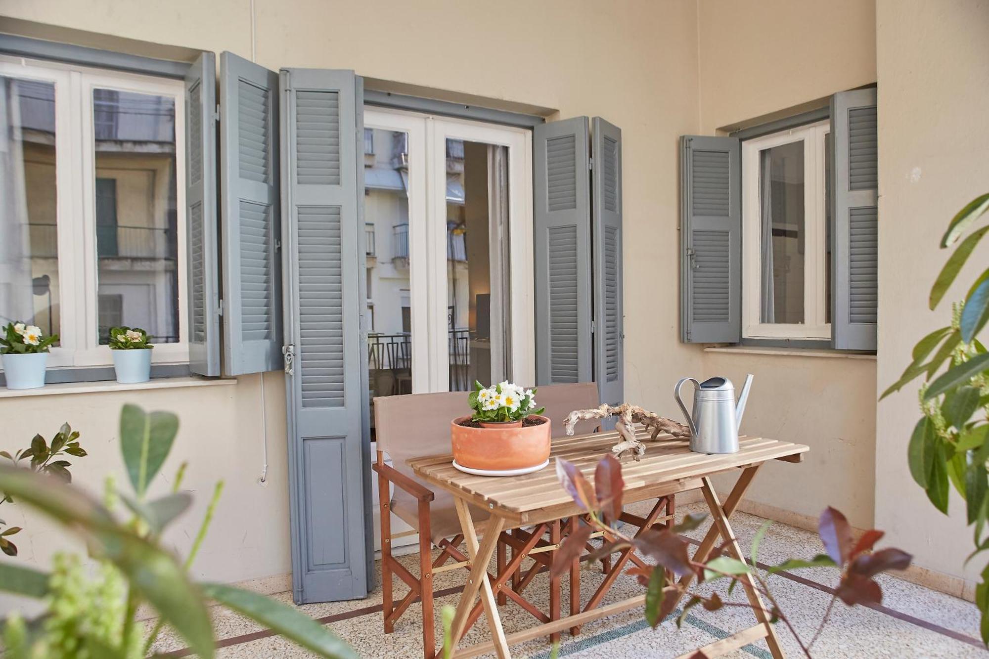 Bright Bright B Central Apartment With Balcony เทสซาโลนิกิ ภายนอก รูปภาพ